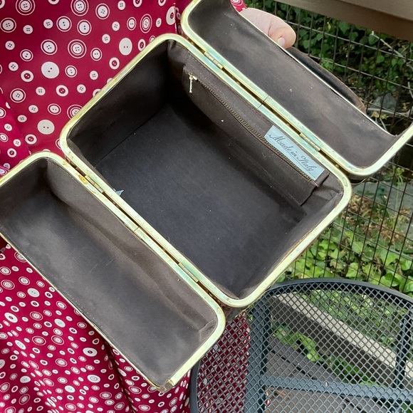 Vintage brown floral brocade tapestry brass hardware box purse handels - Picture 9 of 14